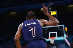 九游娱乐- 杜兰特赢了 