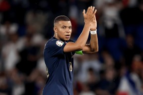 九游体育-姆巴佩在皇家马德里比赛中比分优势明显，关键助攻引发热议！的简单介绍